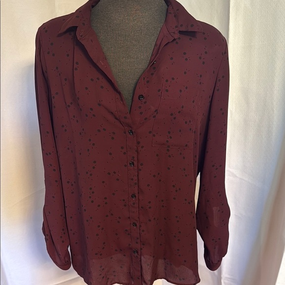 Reitmans Flowy Burgundy Floral Button Down Shirt - Picture 1 of 5